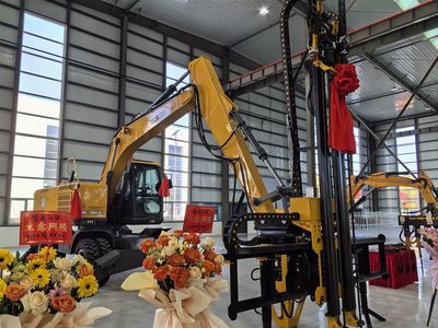 攜手共筑中俄工程機(jī)械新篇章 山東晉工科技首臺(tái)設(shè)備交付與百臺(tái)簽約儀式圓滿舉行